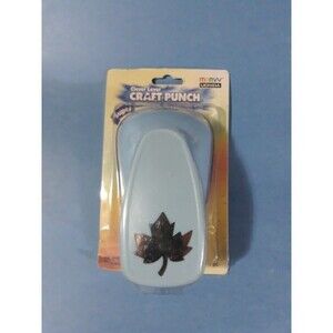 Uchida Craft Punch maple leaf